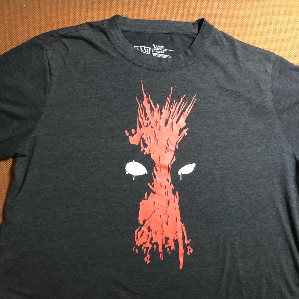 Marvel Deadpool Eyes All Over Blood Splatter Shirt - Men’s Large